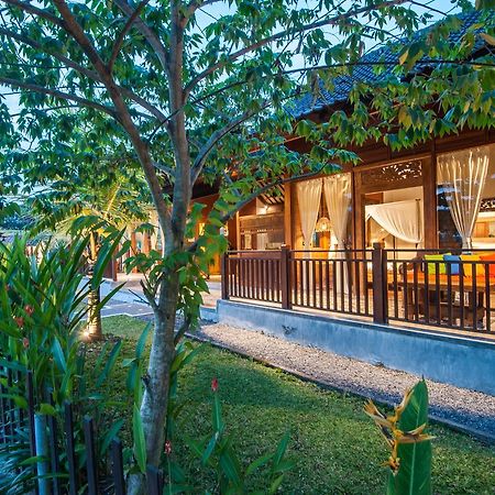 Tirta Padi Villa Ubud Екстериор снимка